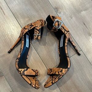 Steve Madden Angela Orange Snakeskin Sandal Heels Sz 8